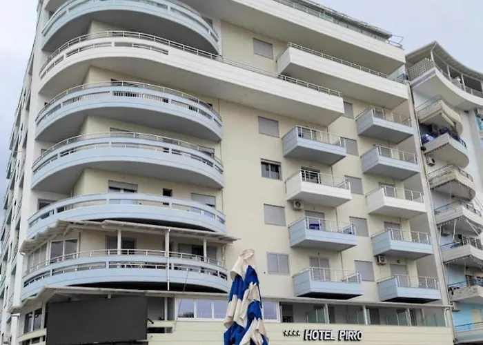 Laura Con Vista Lungomare Lägenhet